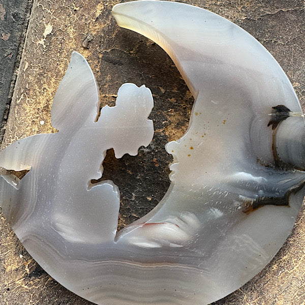 Agaat Druzy plak gepolijst Elfje op Maan A