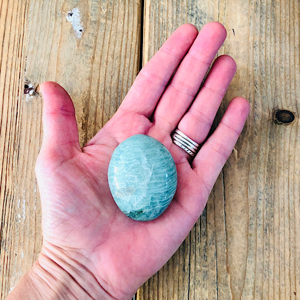 Amazoniet Handsteen Gepolijst edelstenen mineralen winkel kristallen