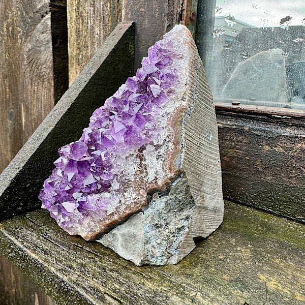 Amethist Geode Ruw Uruguay Nr3 kristallen