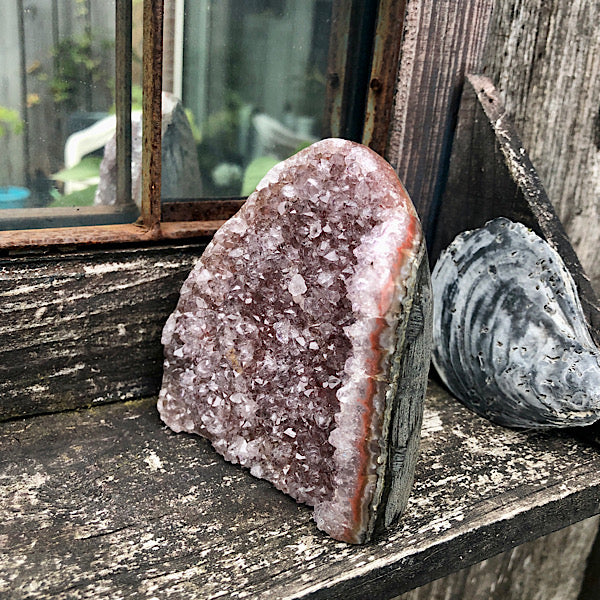 Amethist Ruw Geode Uruguay licht paars kristallen edelstenen mineralen winkel