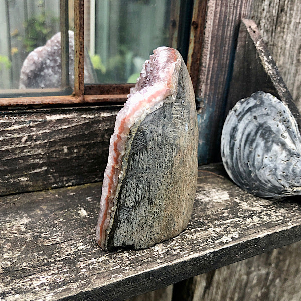 Amethist Ruw Geode Uruguay licht paars kristallen edelstenen mineralen winkel