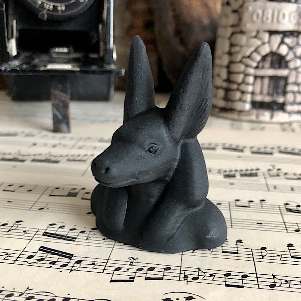 Anubis Zwart resin sfeermaker egypte god