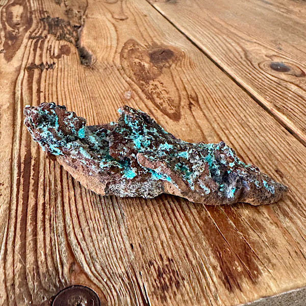 Aurichalciet mineraal blauw kristallen groen