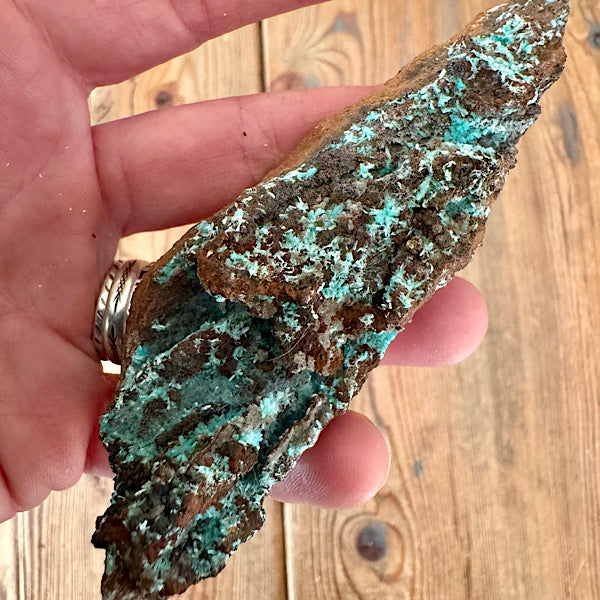 Aurichalciet kristallen blauw groen