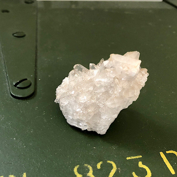 BergKristal ruw Clustertje Brazilië kristallen mineralen punten