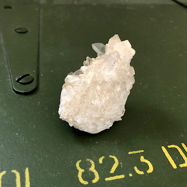 BergKristal ruw Clustertje Brazilië kristallen mineralen punten