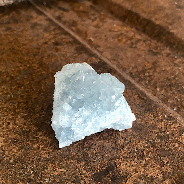 Celestien Ruw Stukje nr5 engelensteen blauwe kristallen edelstenen mineralen winkel