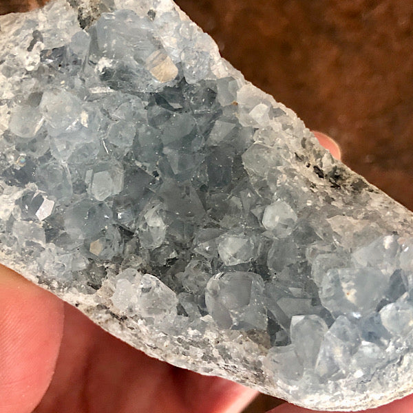 Celestien Ruw Stukje nr6 engelensteen blauwe kristallen edelstenen mineralen winkel