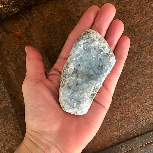 Celestien Ruw Stukje nr6 engelensteen blauwe kristallen edelstenen mineralen winkel