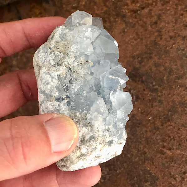 Celestien Ruw Stukje nr7 engelensteen blauwe kristallen edelstenen mineralen winkel