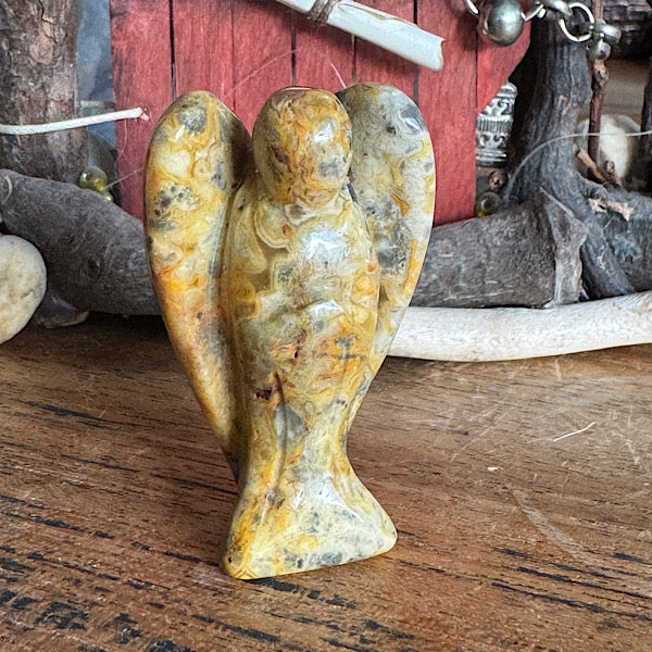 Engel Agaat Crazy Lace 5cm  op een houten plank