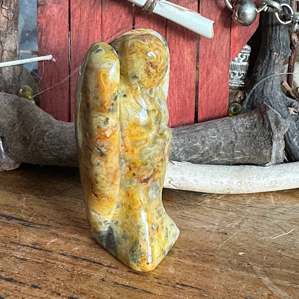 Engel Agaat Crazy Lace 5cm  op een houten plank