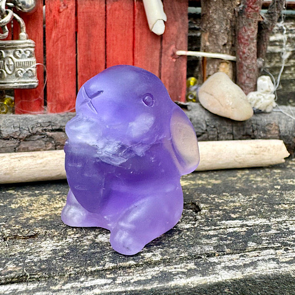 Fluoriet Gepolijst Konijntje nr2 diertje gepolijst edelstenenmineralenwinkel