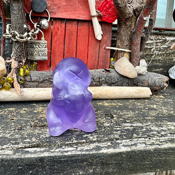 Fluoriet Gepolijst Konijntje nr2 diertje gepolijst edelstenenmineralenwinkel