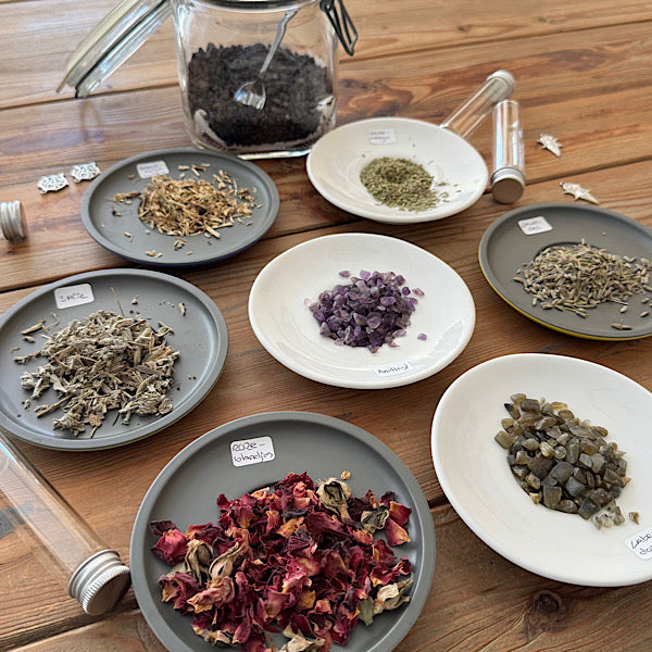 Heksen Spell Flesje intuïtie nr2 edelstenenmineralenwinkel.nl spell jar witch bottle