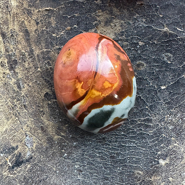 Jaspis Polychroom hand of zak steen gepolijst