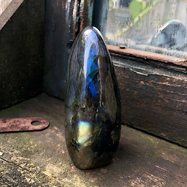 Labradoriet Mini Sculptuur Gepolijst nr1 mineralen kristallen bescherming