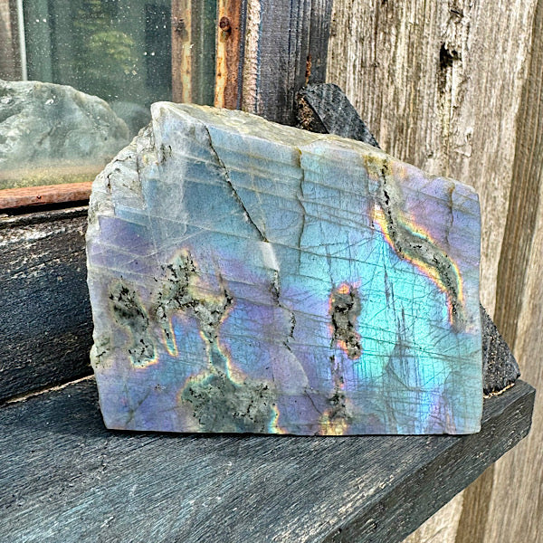 Labradoriet plak schijf sculptuur ruw en gepolijst nr1 edelstenenmineralenwinkel