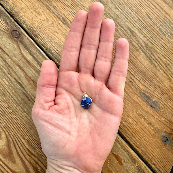 Lapis Lazuli Hangertje Edelsteen sieraad kettjing hanger nr1