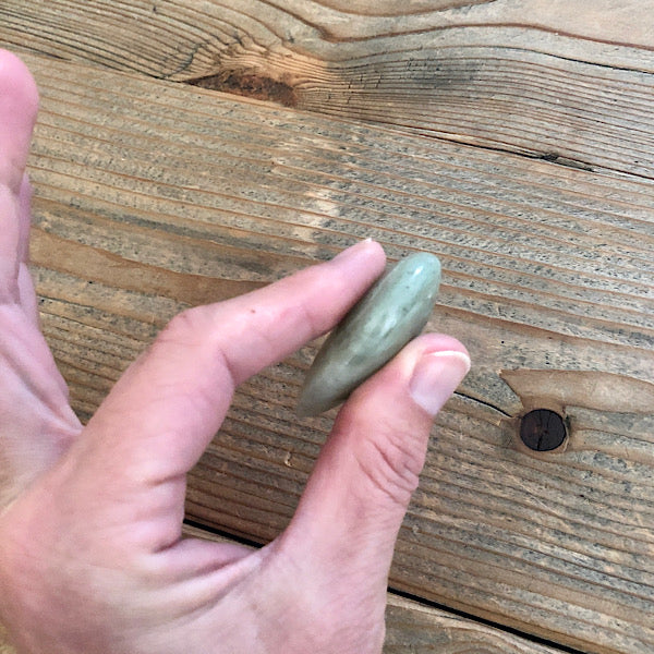 Maansteen Groen Klein Hartje gepolijst kristallen edelstenen mineralen winkel zonnesteen labradoriet