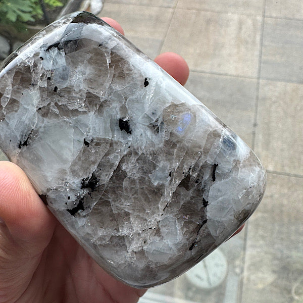 Maansteen RegenBoog Sculptuur gepolijst B