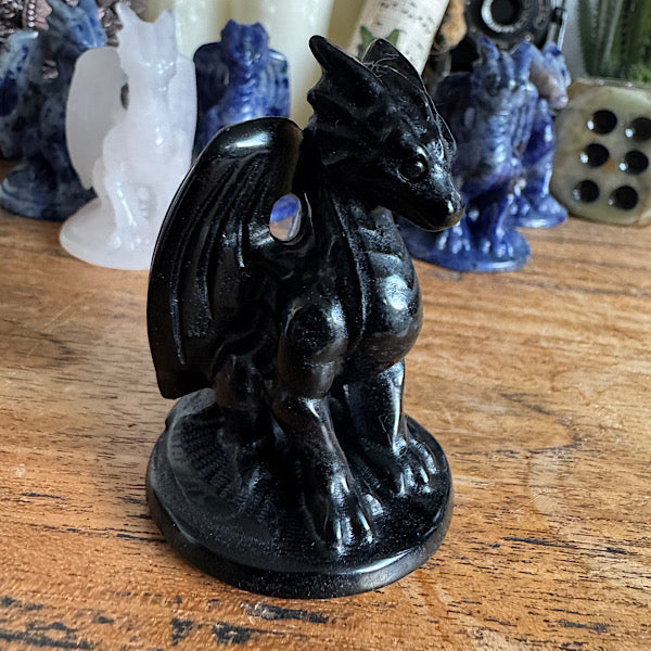Obsidiaan draken beeldje gepolijst