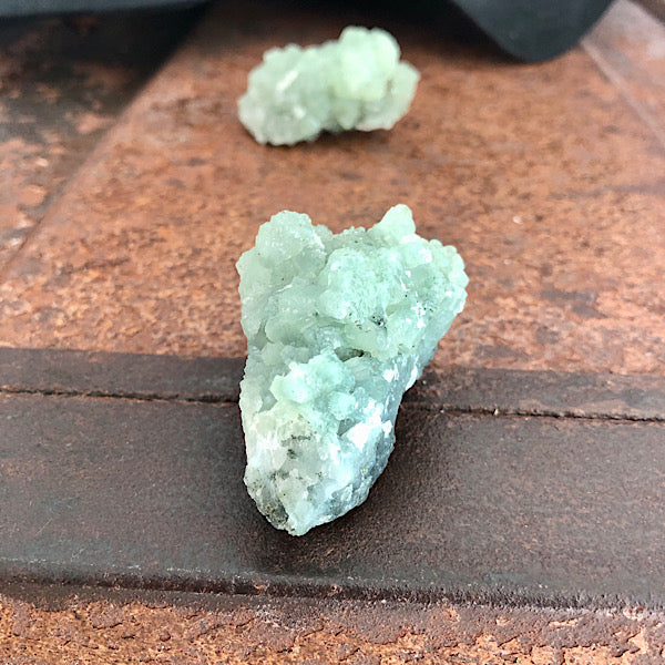 Gekristalliseerd Prehniet Groen nr2