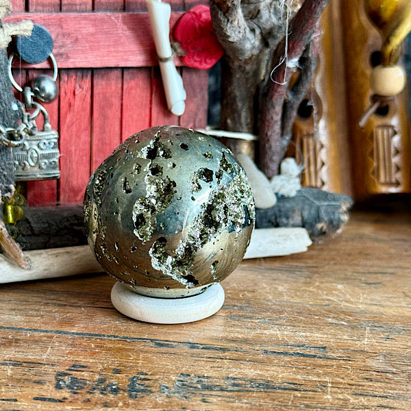 Pyriet ruw bol peru edelstenenmineralenwinekel