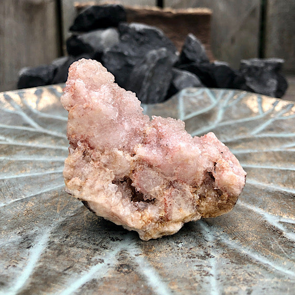 Roze Amethist Brazilië stukje nr4 ruw kwarts hematiet mineralen