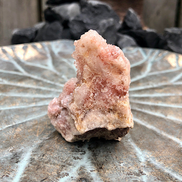 Roze Amethist Brazilië stukje nr4 ruw kwarts hematiet mineralen