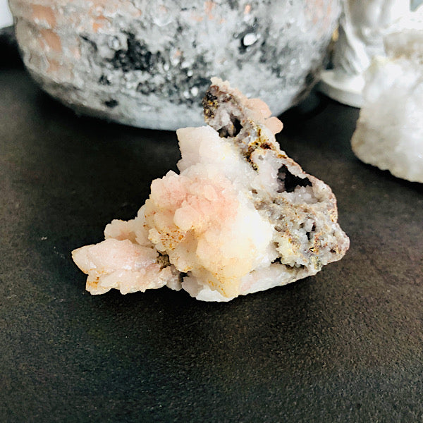 RozenKwarts of RozeKwarts Gekristalliseerd Ruw Stukje Nr1 mineralen