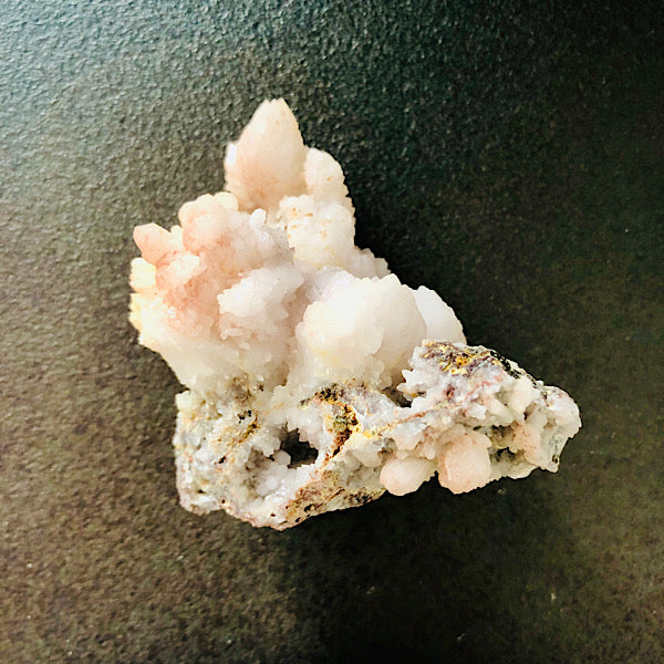 RozenKwarts of RozeKwarts Gekristalliseerd Ruw Stukje Nr1 mineralen