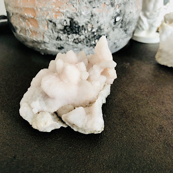 RozenKwarts of RozeKwarts Gekristalliseerd Ruw Stukje Nr2 mineralen