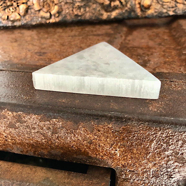 Seleniet Satijnspaat oplaad driehoek engelen mineralen