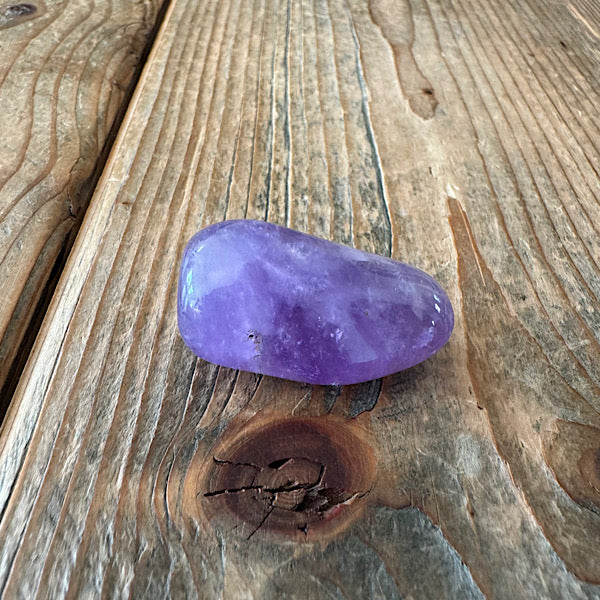 Setje Trommelstenen RozeKwarts Amethist en BergKristal gouden driehoek 3