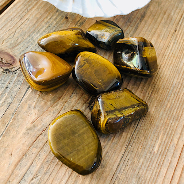 TijgerOog Trommelsteen edelstenen mineralen winkel kristallen kattenoog effect