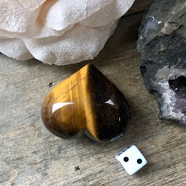 Tijgeroog Puffy Hart hartje nr2 mineralen