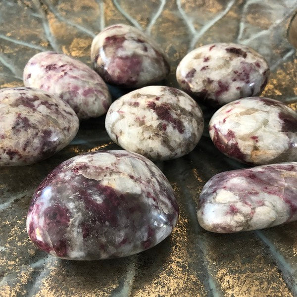 Toermalijn Roze Rubelliet Handstenen Gepolijst mineralen