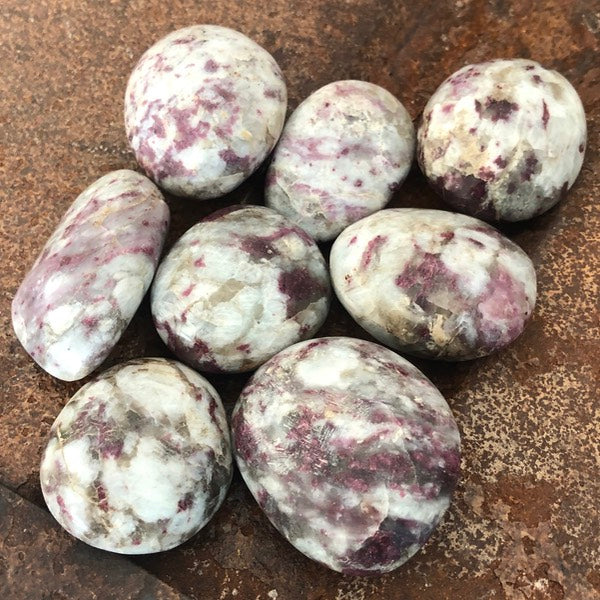 Toermalijn Roze Rubelliet Handstenen Gepolijst mineralen