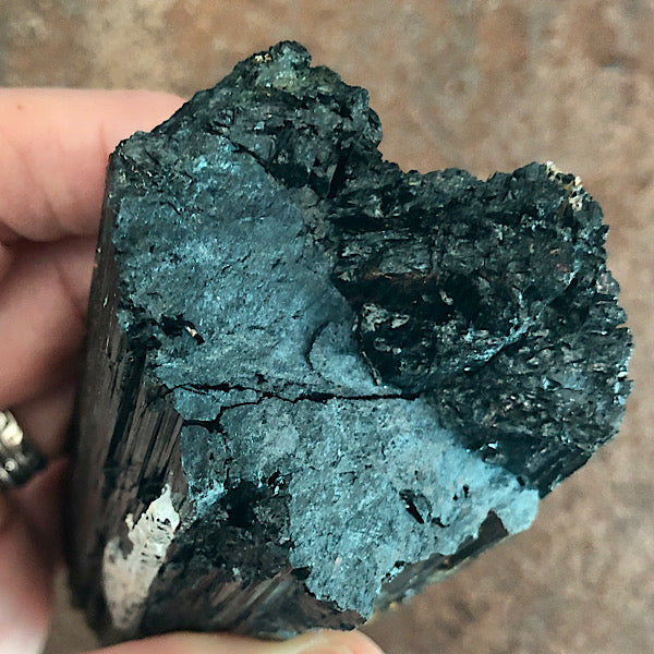 Toermalijn of Schörl Ruw Stuk nr2 zwart mineralen kristallen