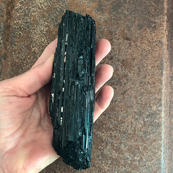 Toermalijn of Schörl Ruw Stuk nr3 zwart mineralen kristallen