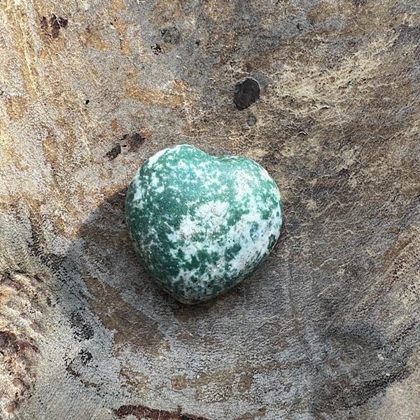 agaat boom hart klein gepolijst wit en groen