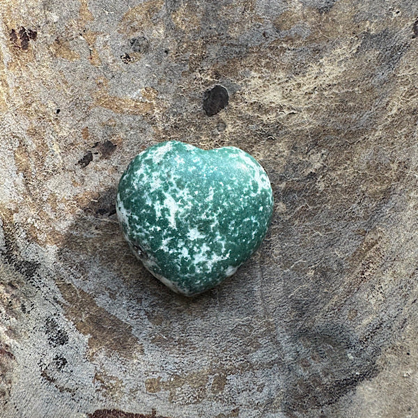 agaat boom hart klein gepolijst wit en groen