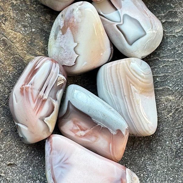 agaat botswana roze trommelsteen