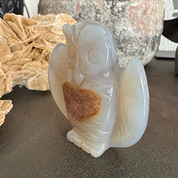 Agaat Druzy Uil B edelstenen figuurtje gepolijst