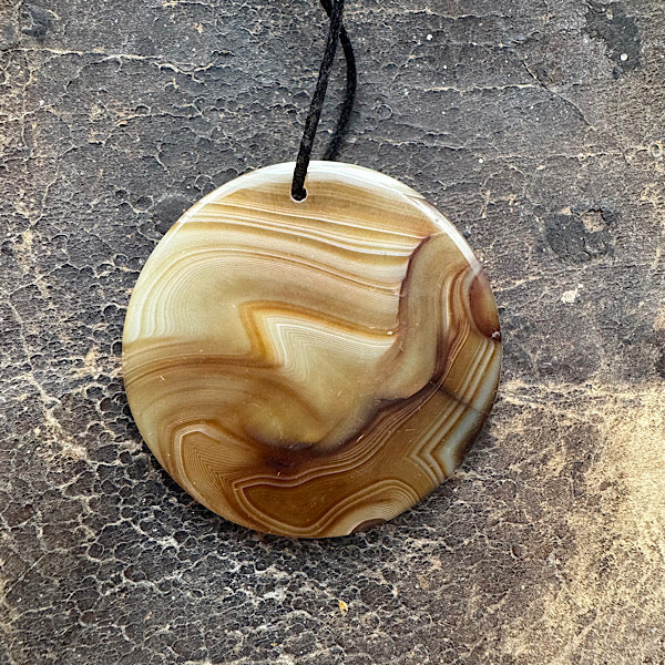 agaat hanger a ronde vorm bruin