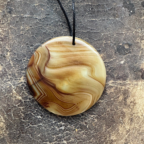 agaat hanger a ronde vorm bruin