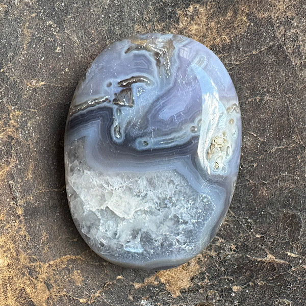 agaat india handsteen gepolijst A edelstenenmineralenwinkel.nl