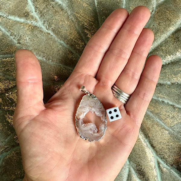 Hanger Agaat met kristalletjes