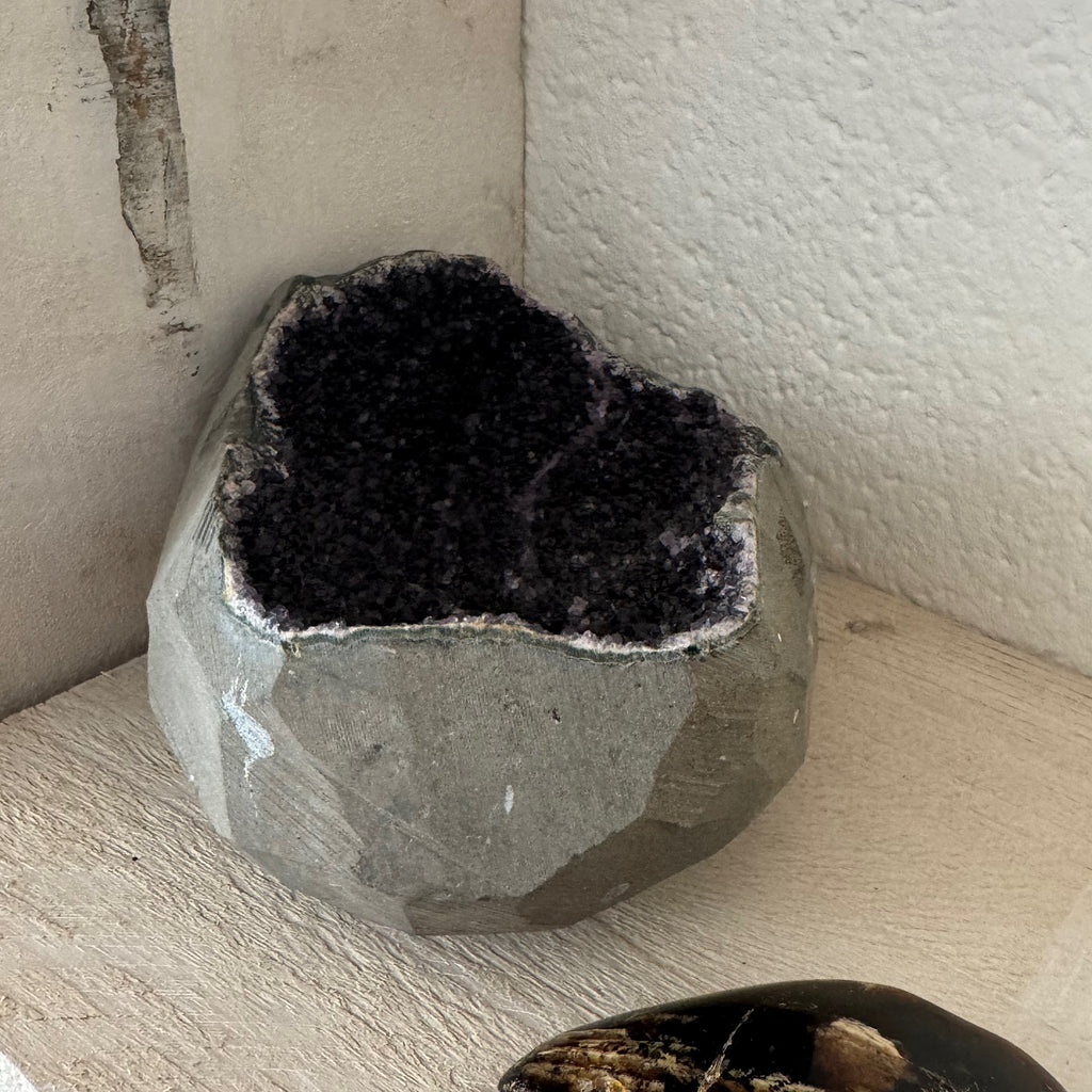 amethist uruguay geode cluster nr7